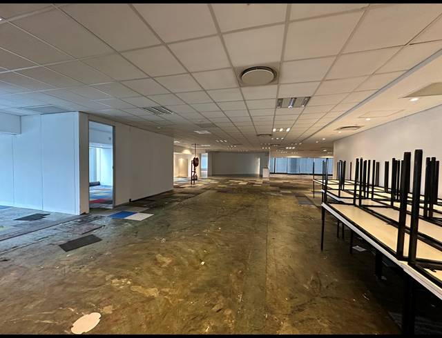 2,523M² OFFICE TO LET IN SANDTON CENTRAL